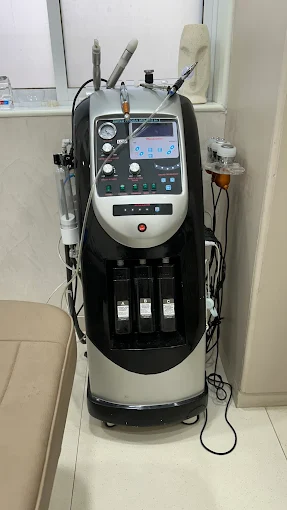 HydraFacial and medifacial device used at Mumbai Cosmetic Centre Malad